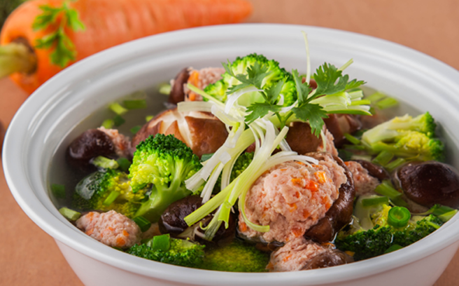 Hướng dẫn nấu canh mọc thập cẩm thanh mát