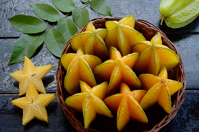 Chỉ 2 tuần với khế, bạn sẽ có làn da hồng hào căng mướt