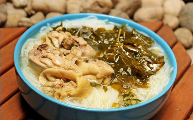 Canh gà lá giang - ngon không thể bỏ qua