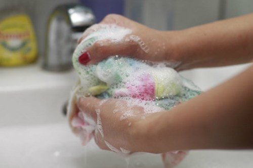 Thói quen giặt đồ lót nguy hiểm không phải ai cũng biết