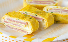 Đổi vị với trứng cuộn phô mai cho ngày bận rộn