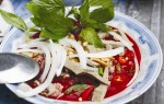 Món tiết canh cướp đi sinh mạng hàng chục người