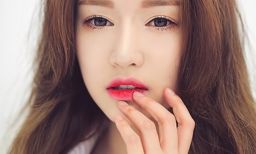 Thay đổi diện mạo chỉ với một thỏi son nhờ 3 cách đánh cực đẹp và đơn giản