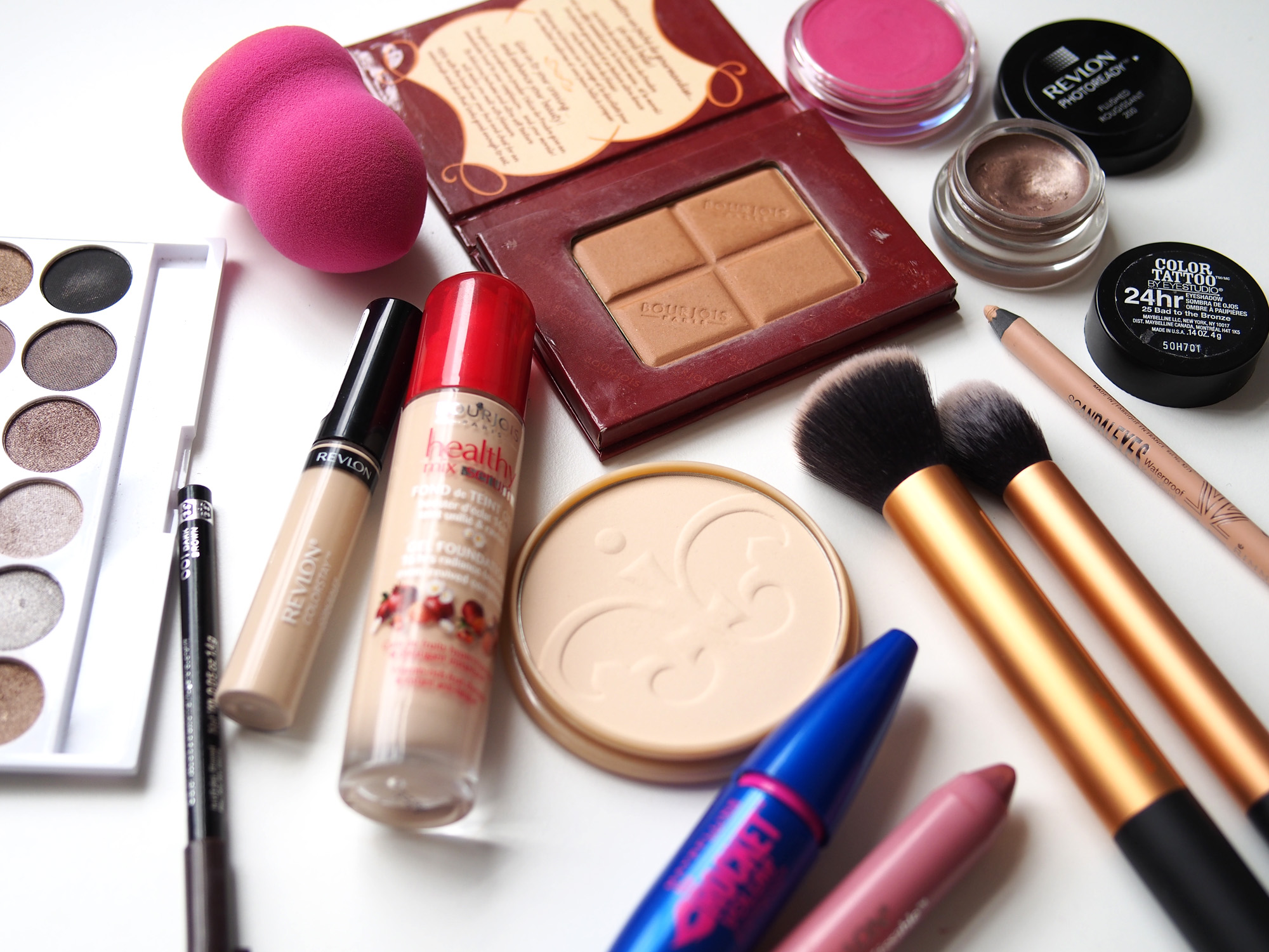 Những điều cần biết khi mua và sử dụng mỹ phẩm ngoại nhập