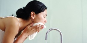 Bật mí 6 bước rửa mặt giúp ngừa nếp nhăn
