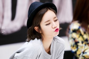 5 HÀNH ĐỘNG “LÀM NŨNG” LỢI HẠI CỦA PHỤ NỮ ĐÀN ÔNG KHÓ CƯỠNG LẠI