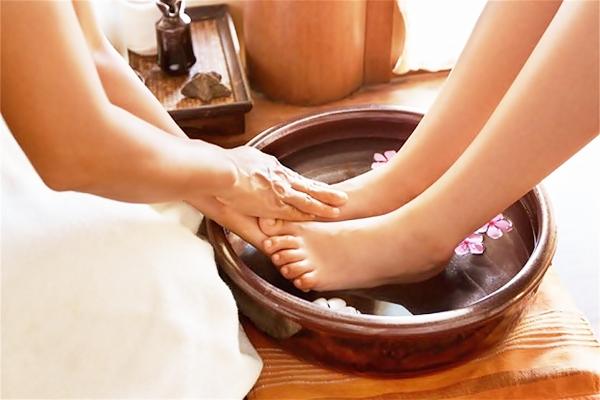 Hôi chân biến mất ngay lập tức với mẹo nhỏ dễ làm