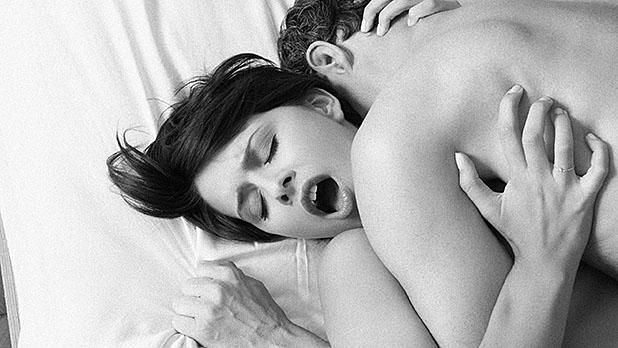 7 cách nàng nhất định phải biết để ‘đánh thức’ chàng trên giường