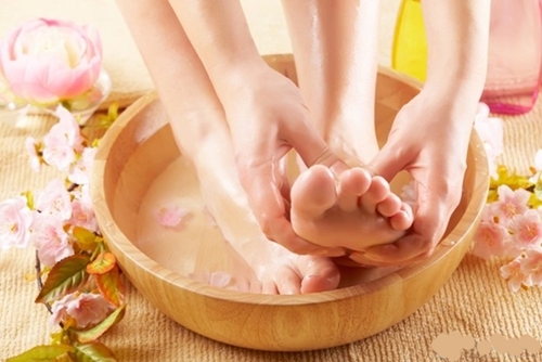 Triệt mùi hôi chân trước khi đón Tết