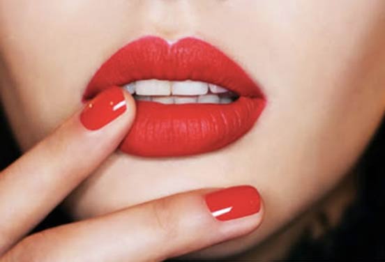5 bí quyết thoa son đỏ không phải ai cũng biết