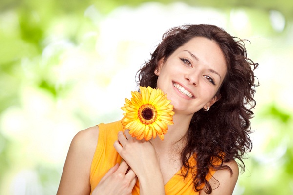 Là phụ nữ, đừng để người khác đánh giá bạn qua 10 điều sau