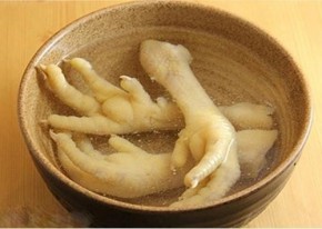 5 món ăn dưỡng da, bổ ngực chị em không nên bỏ qua