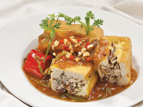 Món chay: Đậu hũ nhồi xốt me