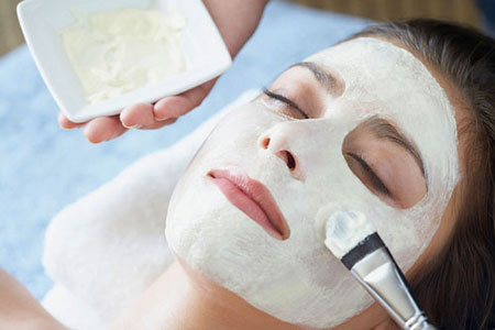 Trị dứt điểm mụn đầu đen nhờ sữa chua