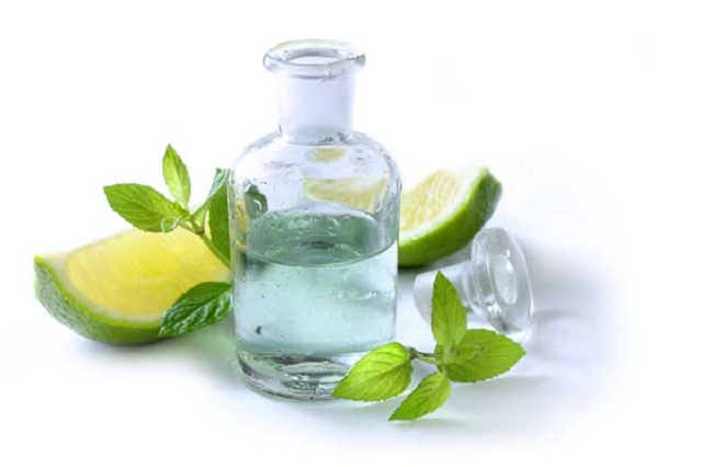 Cách làm tinh dầu vỏ chanh trị nám và dưỡng trắng da hoàn hảo tại nhà