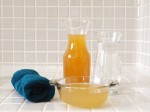 Chăm sóc tóc sáng mượt với baking soda và giấm táo