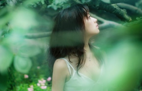 Khi phụ nữ đã quá quen với việc cô đơn, sẽ rất khó kéo họ ra khỏi đó…