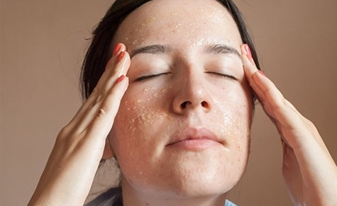 1 tháng thoát khỏi lỗ chân lông thâm đen như dâu tây