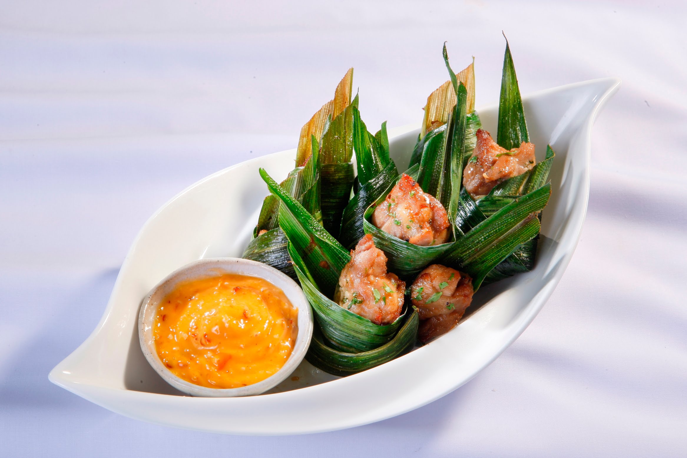 Món ngon đầy sáng tạo - Gà chiên lá dứa