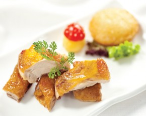 Gà quay xôi chiên phồng