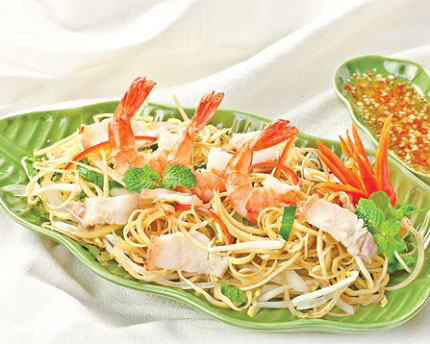 Nộm hoa chuối hải sản