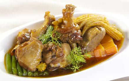 Vịt kho rau củ