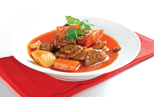 Ragu bò ăn kèm bánh mì