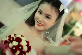 Bí quyết chọn màu son cho cô dâu xinh đẹp