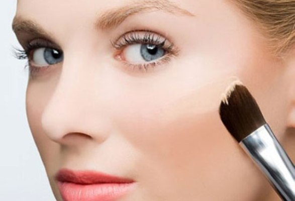 7 bước trang điểm với son hồng tươi điệu đà