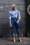 Đủ cách mix quần jeans với áo sơ mi hợp mốt cho nàng công sở