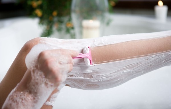 Làn da mịn mướt nõn nà, lông lâu mọc lại nhờ 6 bước này