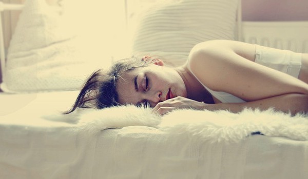 Da đen, mụn nhọt, nhan sắc xuống dốc không phanh vì mắc phải điều này