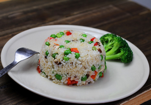 CÁCH LÀM MÓN CƠM CHIÊN CHAY HẤP DẪN