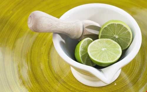 7 công thức dùng chanh tươi giúp bớt tiền mua mỹ phẩm