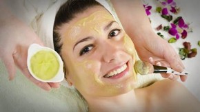 Cách đắp mặt nạ trứng gà cho da trắng mịn, hết mụn lại không bị tanh