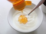 4 cách làm trắng da toàn thân bằng dầu oliu hiệu quả nhanh mà an toàn