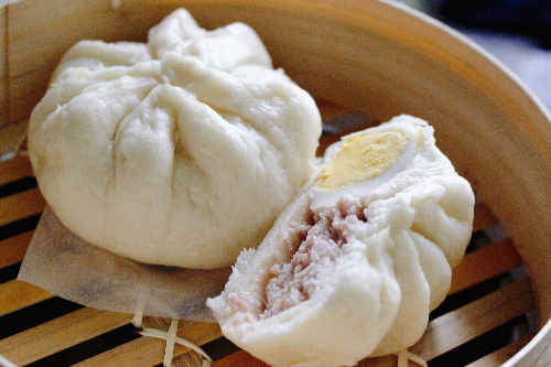 Tự làm bánh bao thơm ngon, đơn giản