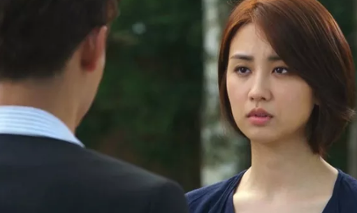 Cú lừa tình ngoạn mục và đòn đáp trả sấm sét