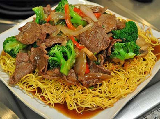 ĐẬM ĐÀ MÓN MÌ ÁP CHẢO THỊT HEO