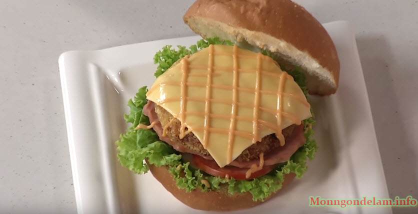 BÉO NGẬY MÓN HAMBURGER BÍ ĐỎ CHO NHỮNG NGÀY ĂN CHAY