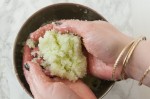Tự làm muối tắm chỉ với 10k cho da sáng mịn sau 1 tuần