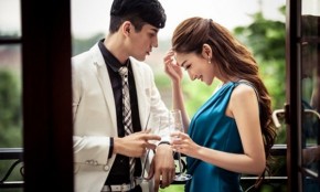 Chồng hay về khuya, người vợ bất lực nói một câu, từ đó chồng luôn về nhà đúng giờ