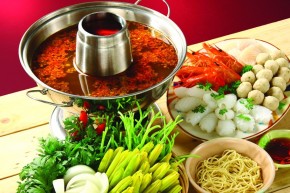 Cách nấu lẩu thái hải sản chua cay ngon tuyệt đỉnh