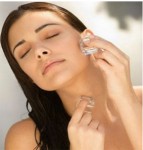 Làm mờ sẹo mụn với những mẹo đơn giản tại nhà