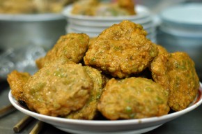 Cách làm chả cốm kiểu Hà Nội thơm ngon như ngoài hàng