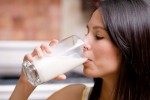 Sáu cách đơn giản giúp trị thâm môi