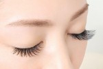 Bí quyết giúp lông mi dài nhanh, dày đẹp sau 1 tuần bôi hỗn hợp “thần kì” này