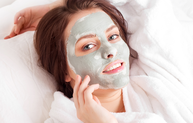 Mặt nạ đất sét - dưỡng da đẹp đến bất ngờ
