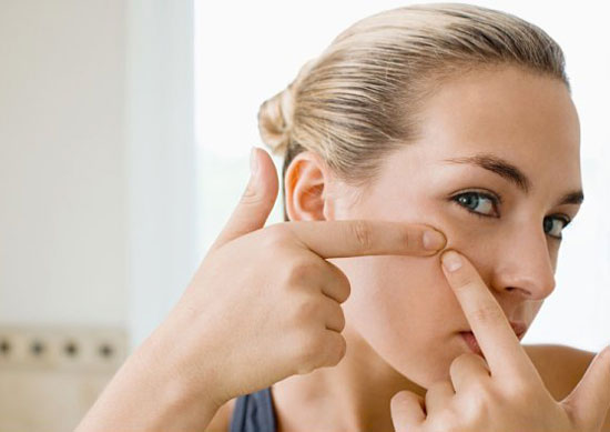 Những cách chăm sóc da càng làm da càng xấu tệ