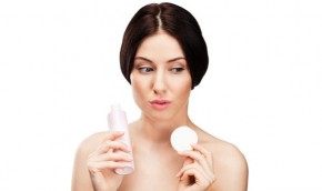 Thứ tự những việc nên làm trong ngày để tránh mụn, da xấu đi hay hại răng